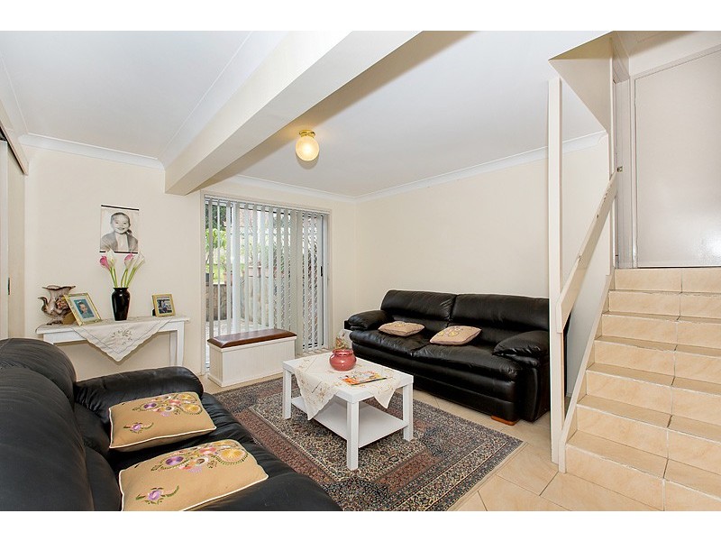 48 Sturt Avenue, Georges Hall NSW 2198