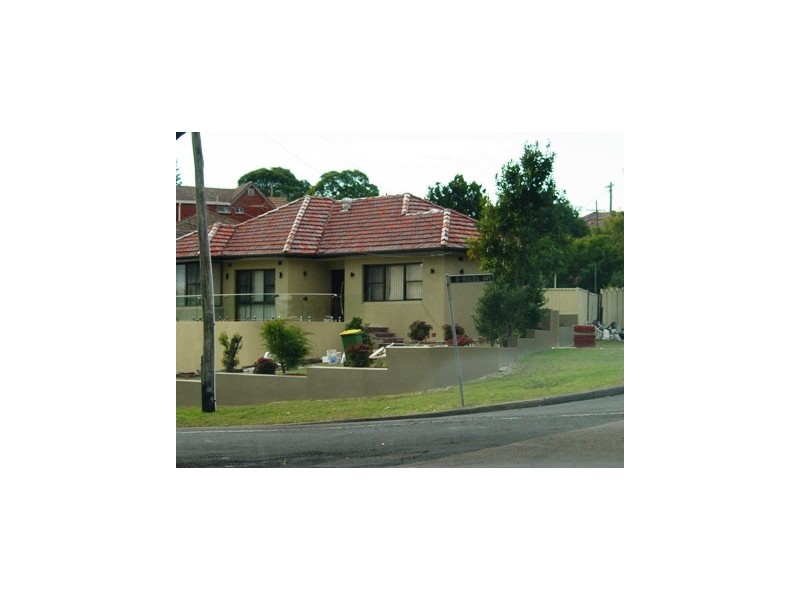 1 Nockolds Avenue, Punchbowl NSW 2196