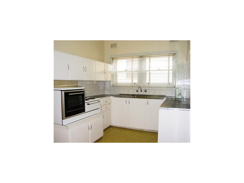 27 BOWDEN BOULEVARD, Yagoona NSW 2199