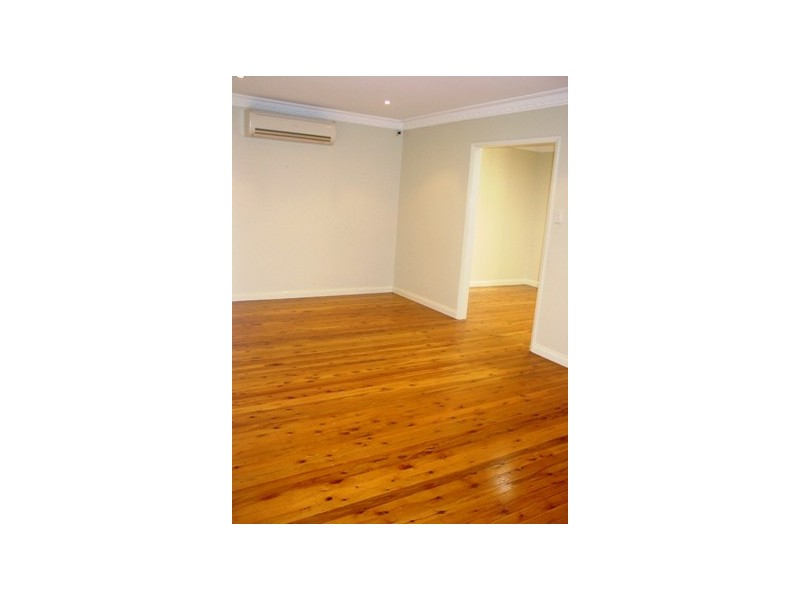 21 UNIVERSAL AVENUE, Georges Hall NSW 2198