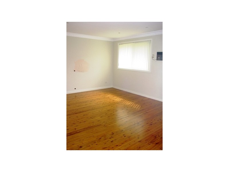 21 UNIVERSAL AVENUE, Georges Hall NSW 2198