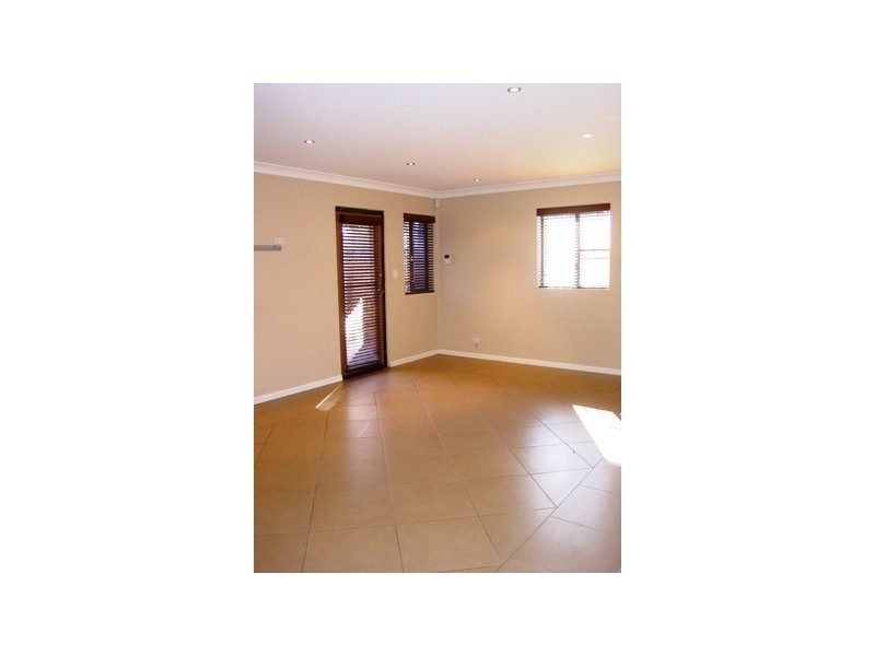 2/10 NOBBS ROAD, Yagoona NSW 2199