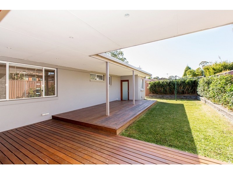 35 CAROLINE CRESCENT, Georges Hall NSW 2198