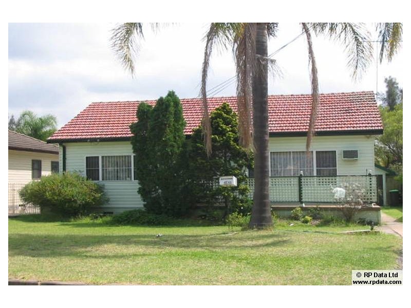 10 HOMELEA AVENUE, Panania NSW 2213