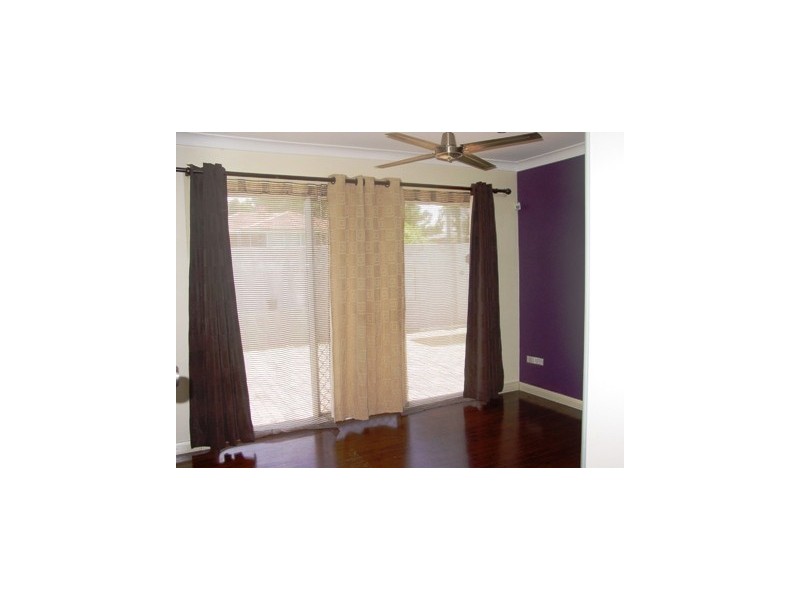 6 AYRES CRESCENT, Georges Hall NSW 2198