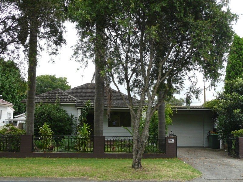 6 THORNTON AVENUE, Bass Hill NSW 2197