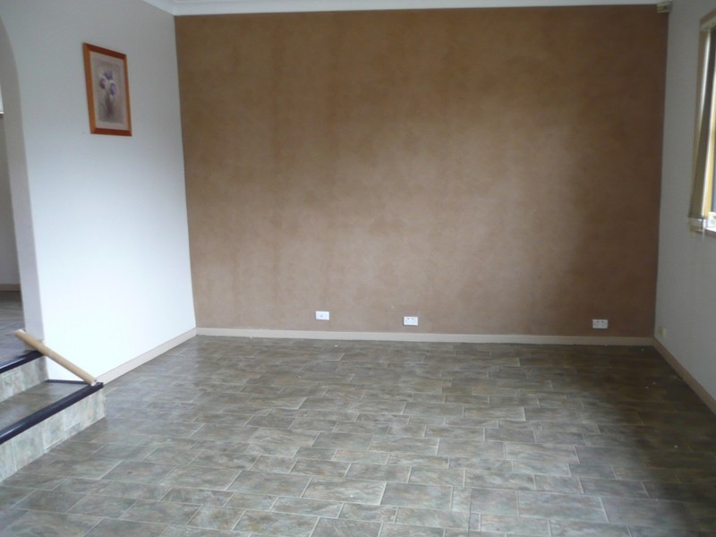 6 THORNTON AVENUE, Bass Hill NSW 2197