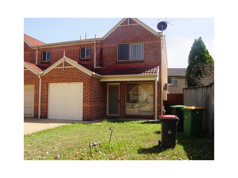 18 SUGARWOOD GROVE, Greenacre NSW 2190