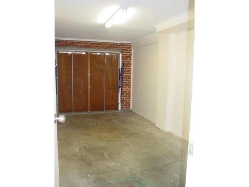 18 SUGARWOOD GROVE, Greenacre NSW 2190