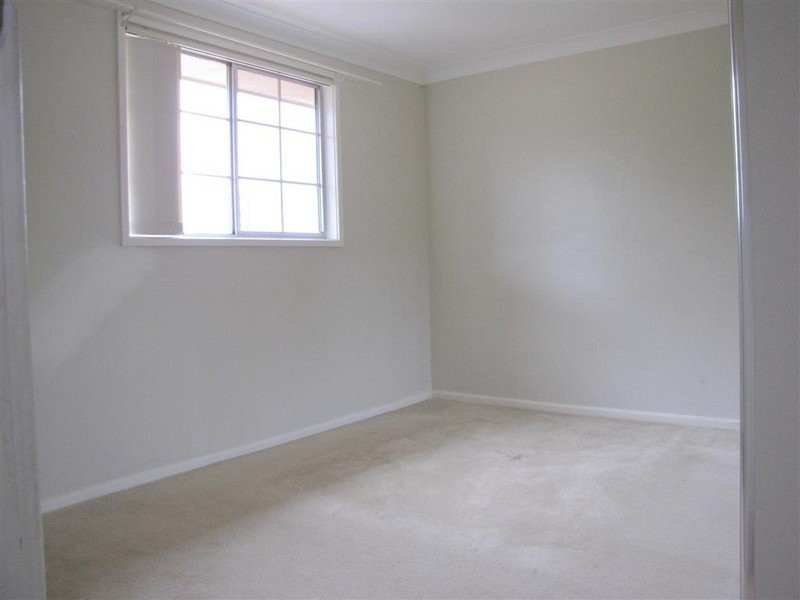 32  DONINGTON STREET, Georges Hall NSW 2198