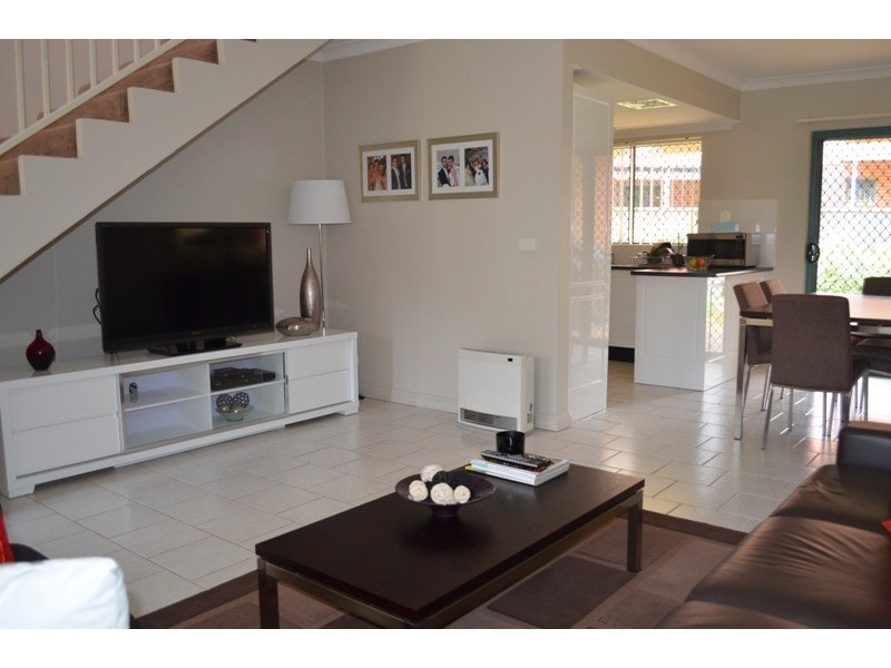 28/81 Bellevue Avenue, Georges Hall NSW 2198