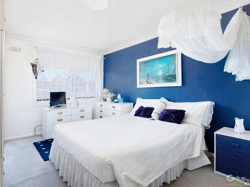 2  Wau Place, Holsworthy NSW 2173