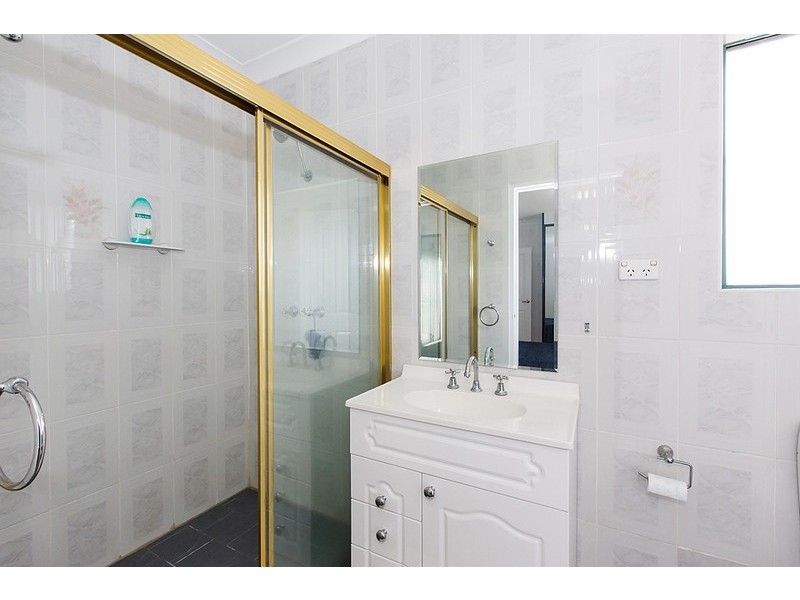 1/24 Railway Pde, Condell Park NSW 2200