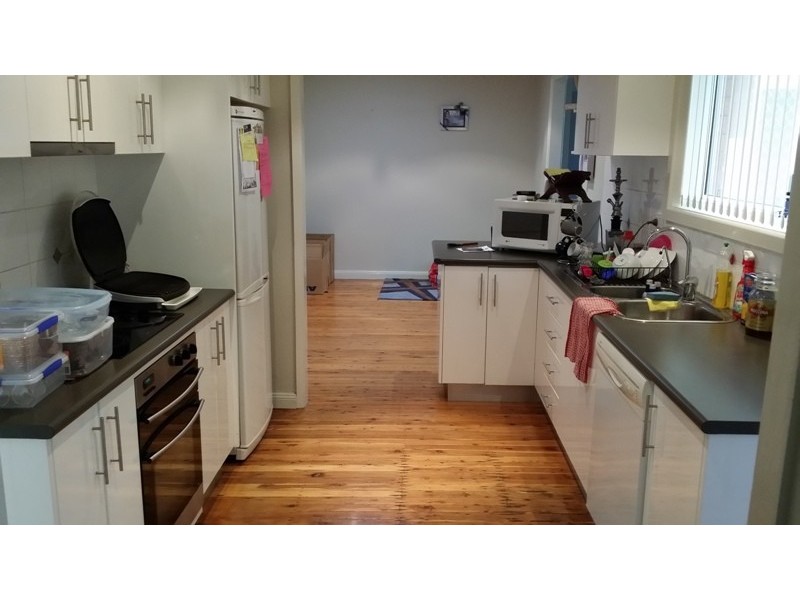 21 Universal Avenue, Georges Hall NSW 2198