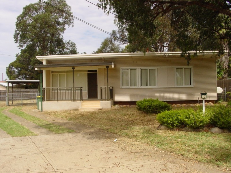 17 Kyogle Road, Bass Hill NSW 2197