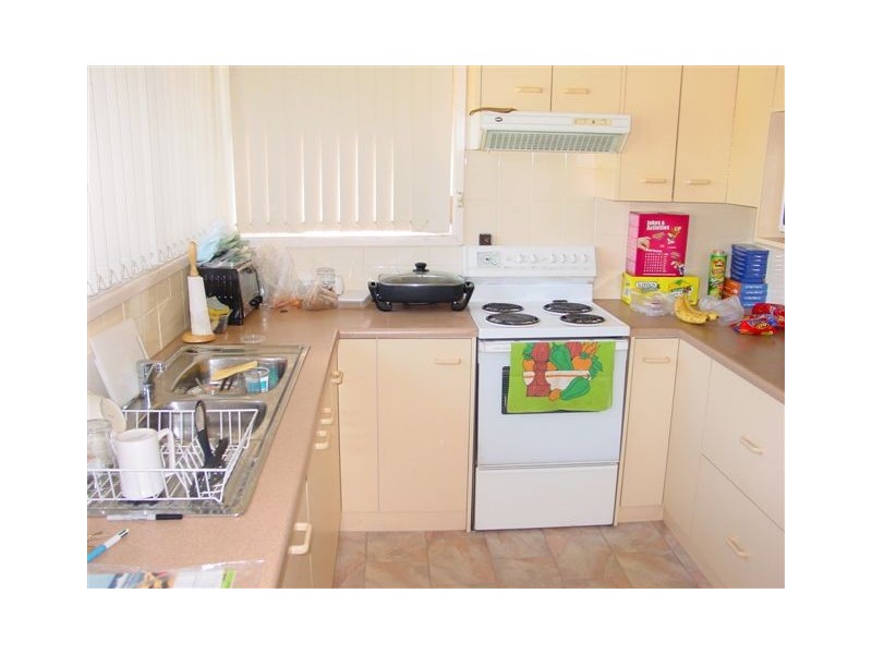 28 Harden Crescent, Georges Hall NSW 2198