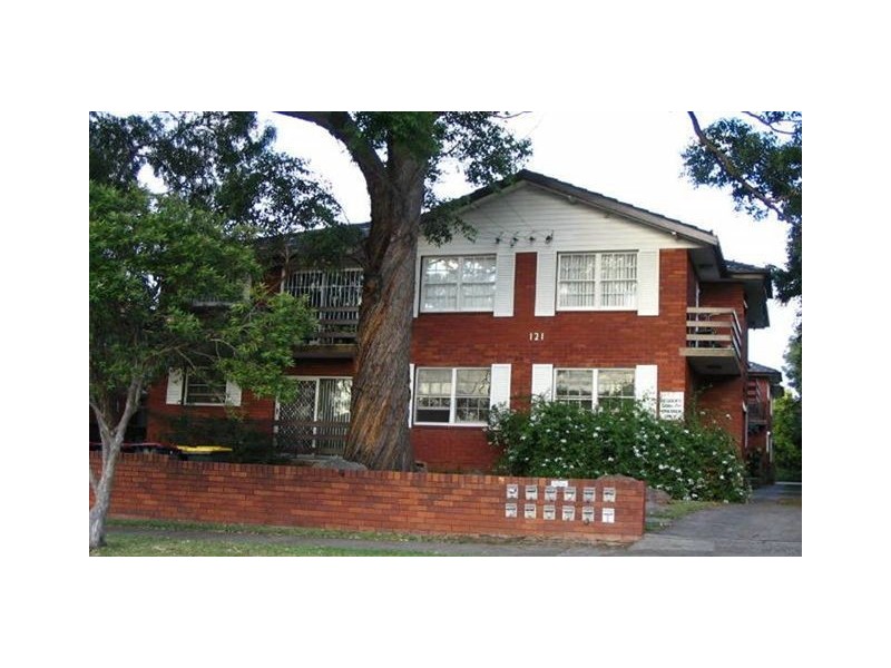 1/121  Victoria Road, Punchbowl NSW 2196