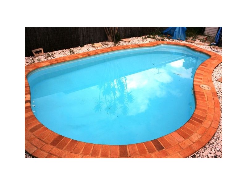 4 Lauma Avenue, Greenacre NSW 2190