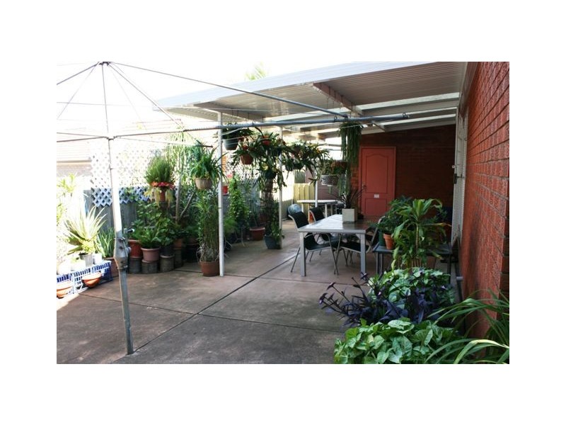 8  Avonlea Crescent, Bass Hill NSW 2197