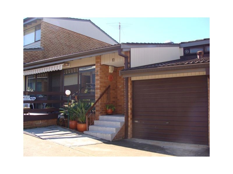 10/155  Greenacre Road, Greenacre NSW 2190