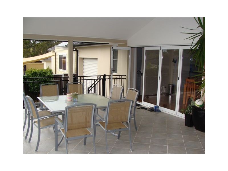 142  Rex Road, Georges Hall NSW 2198