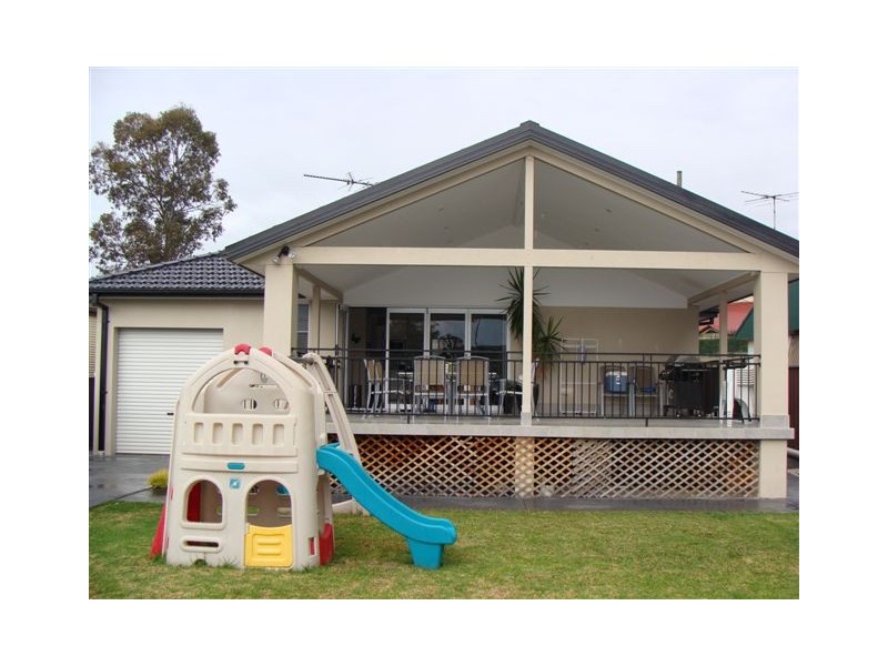 142  Rex Road, Georges Hall NSW 2198