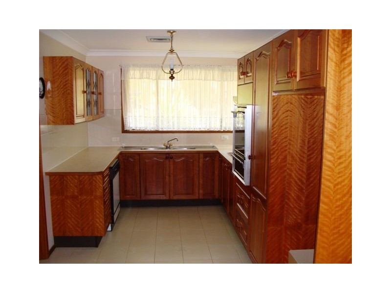 9  Flinders Road, Georges Hall NSW 2198