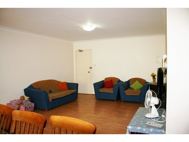 2/180 Chapel Road, Bankstown NSW 2200