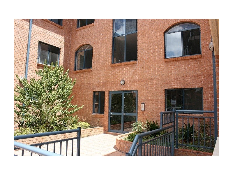 2/180 Chapel Road, Bankstown NSW 2200