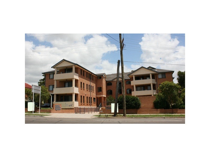 2/180 Chapel Road, Bankstown NSW 2200