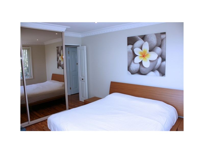 21  Universal Avenue, Georges Hall NSW 2198