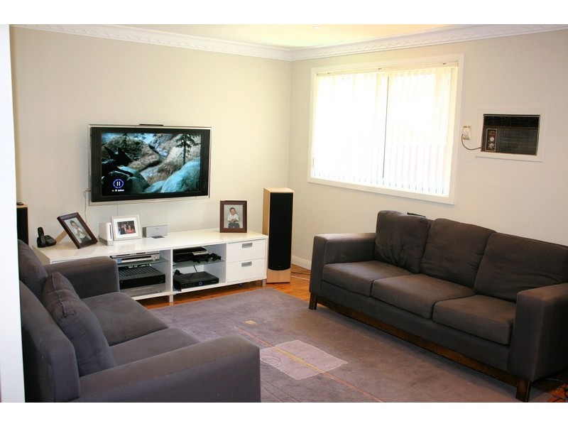 21  Universal Avenue, Georges Hall NSW 2198