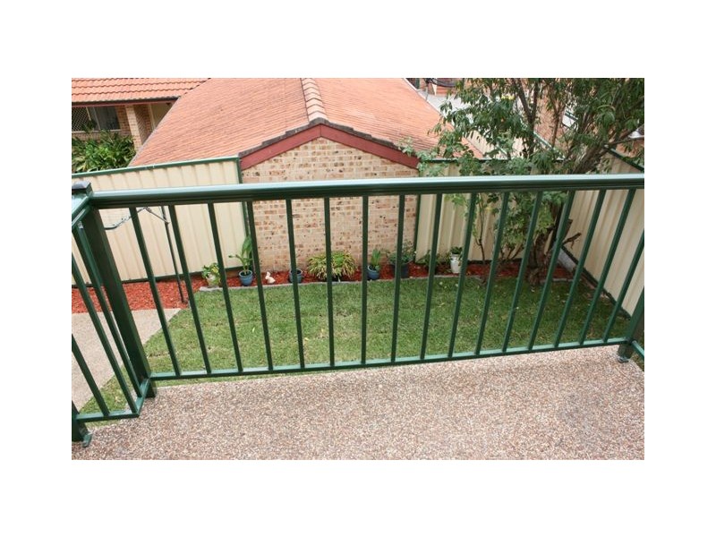 2/6  Lee Street, Condell Park NSW 2200