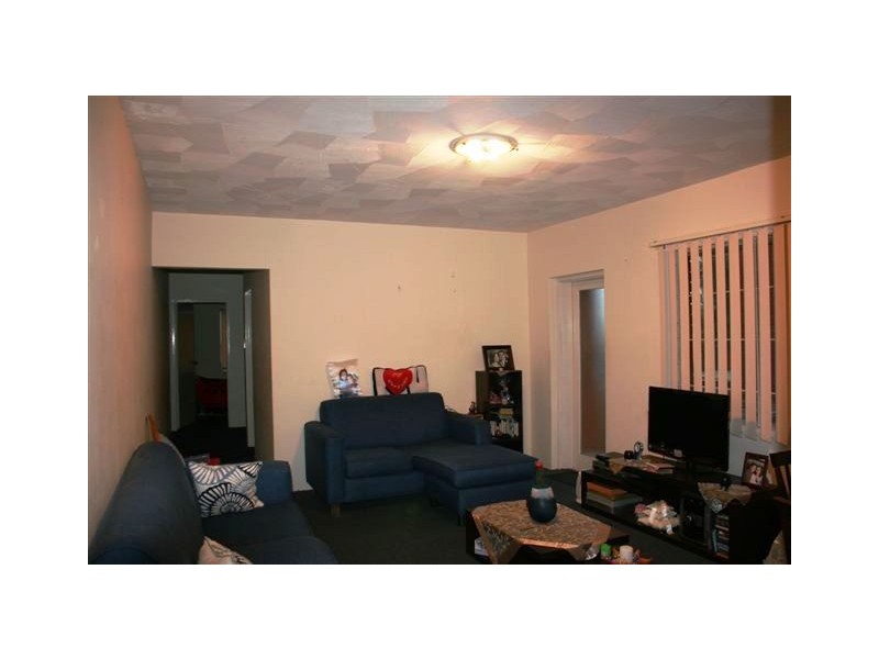 2/19 Denman Avenue, Wiley Park NSW 2195