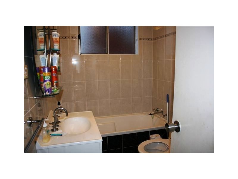 2/19 Denman Avenue, Wiley Park NSW 2195