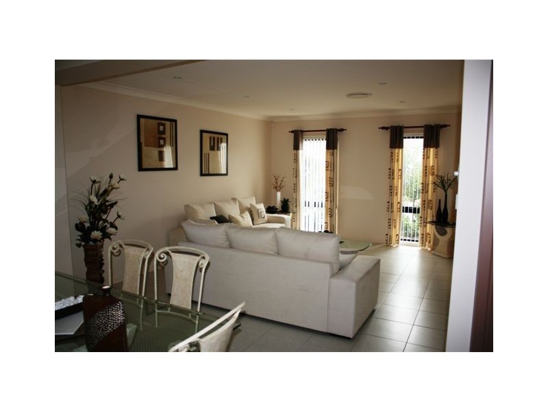 24 Dalmeny Drive, Prestons NSW 2170