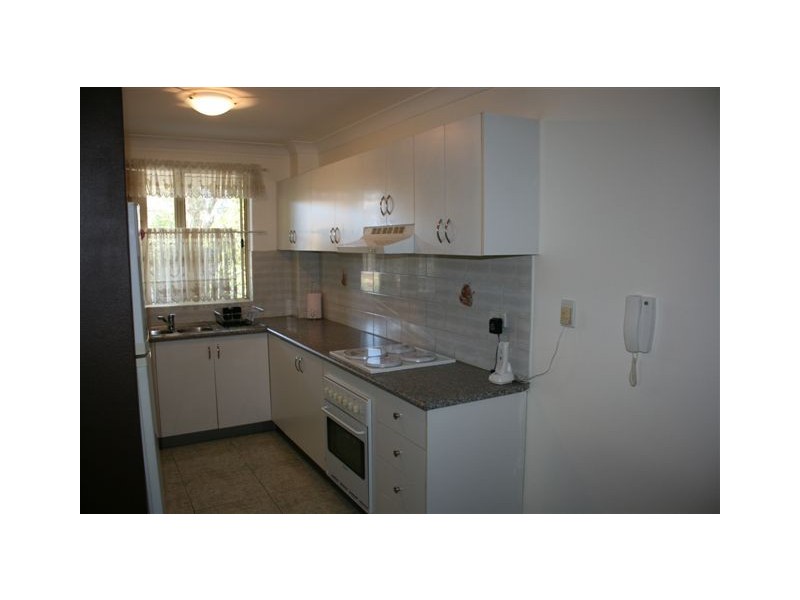 6/122 Meredith Street, Bankstown NSW 2200