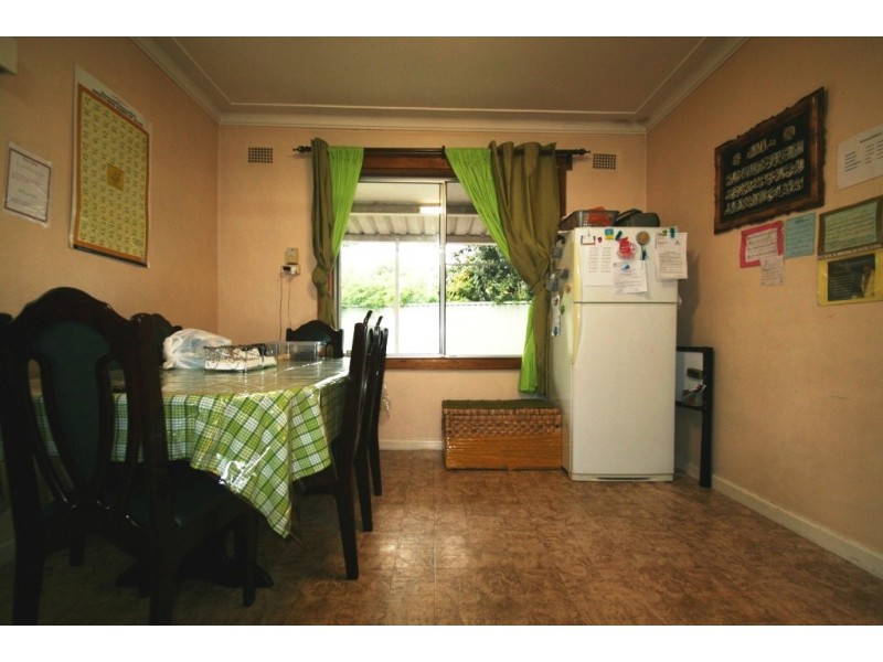 9 Sunset Avenue, Bankstown NSW 2200