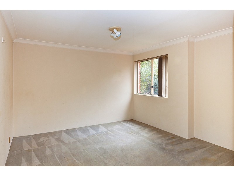 25/4  Dellwood Street, Bankstown NSW 2200