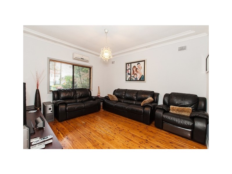 21 Elizabeth Crescent, Yagoona NSW 2199