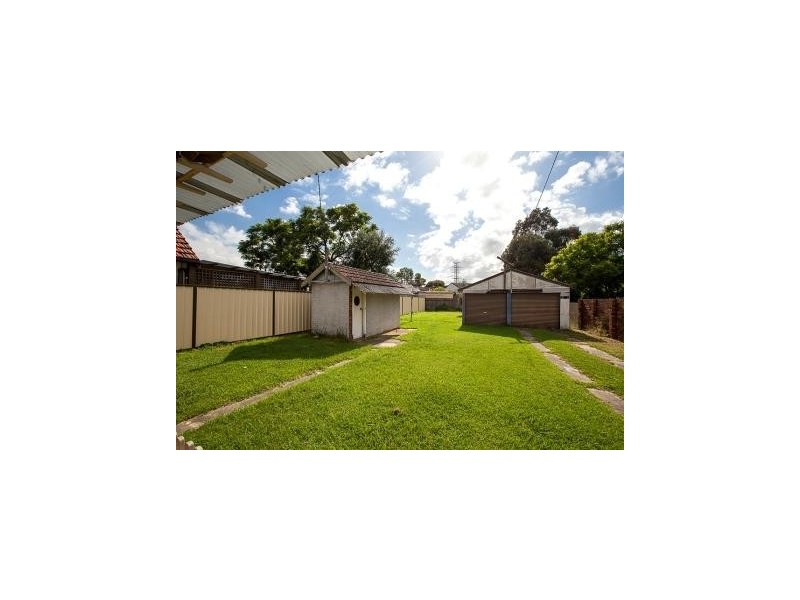 8 Sunny Crescent, Punchbowl NSW 2196