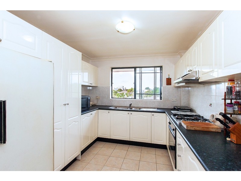 15/34-36 Weigand Avenue, Bankstown NSW 2200