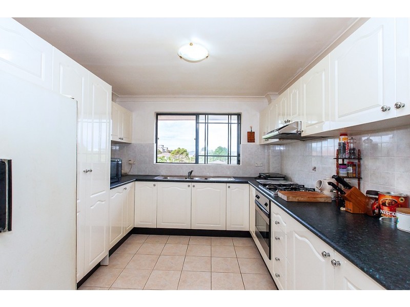 15/34-36 Weigand Avenue, Bankstown NSW 2200