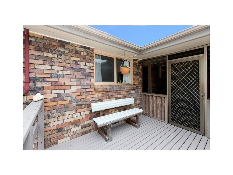 38 Oak Drive, Georges Hall NSW 2198