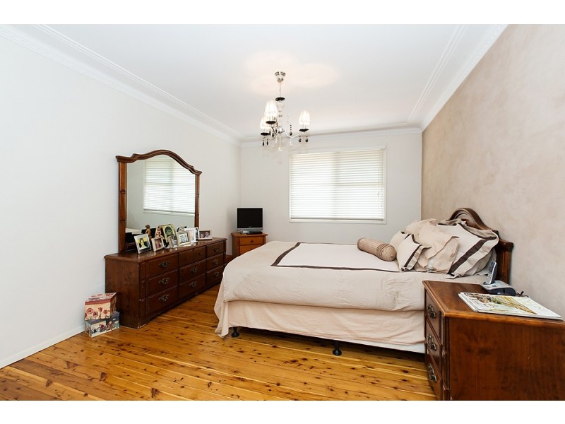 51 Hazel Street, Georges Hall NSW 2198