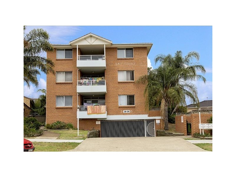 8/28-30 White Avenue, Bankstown NSW 2200