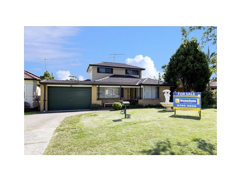 11 Cumberland Avenue, Georges Hall NSW 2198