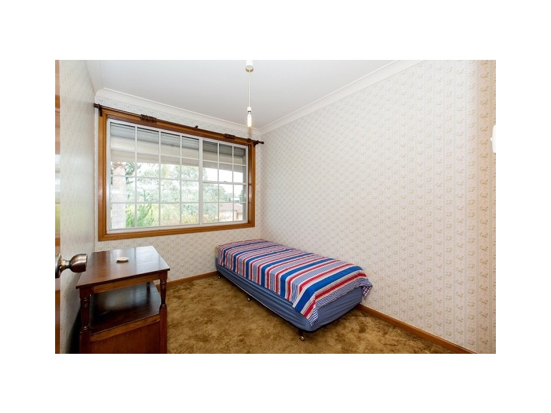 15 Lucinda Avenue, Georges Hall NSW 2198