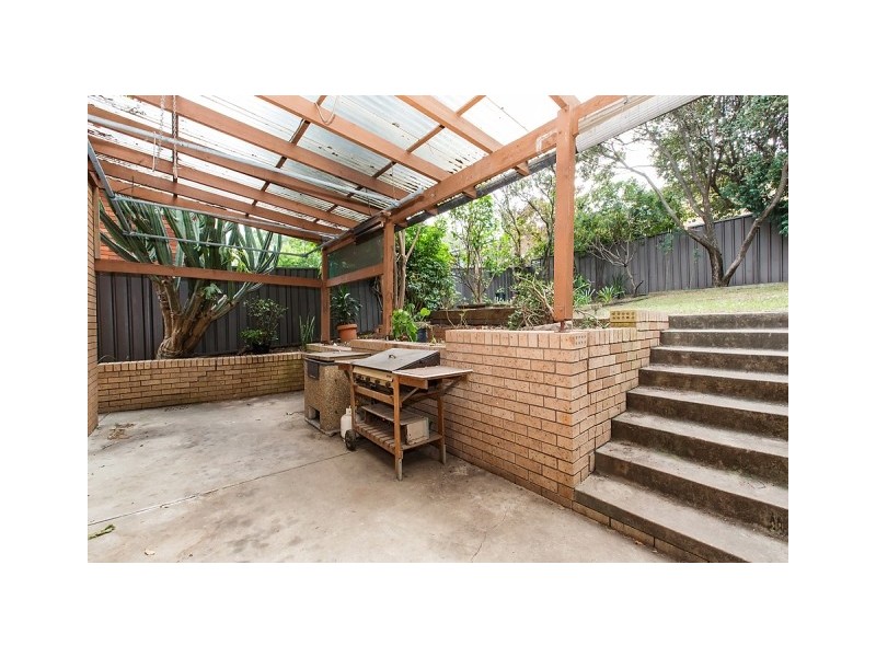 15 Lucinda Avenue, Georges Hall NSW 2198