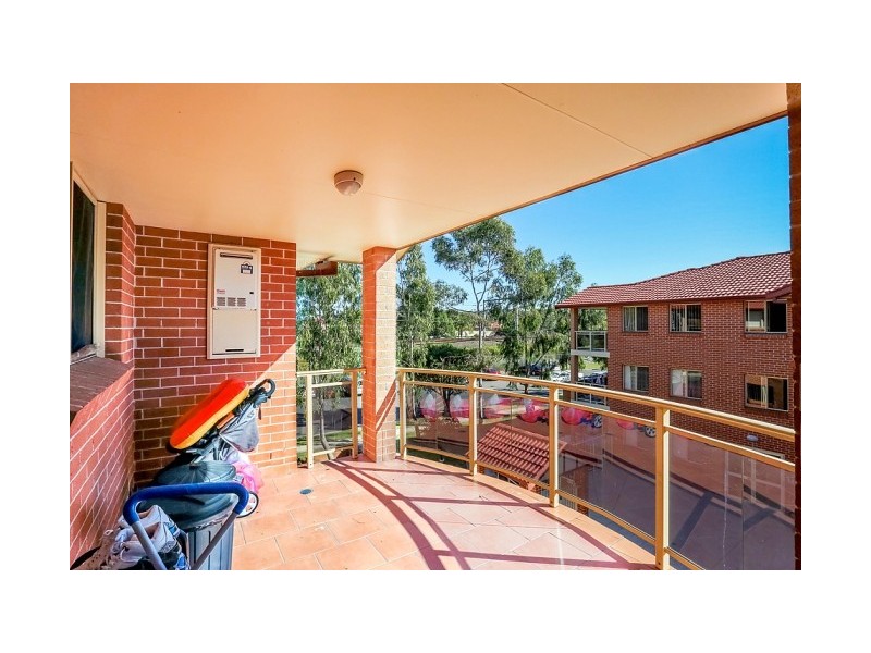 18/5-11 Weigand Avenue, Bankstown NSW 2200